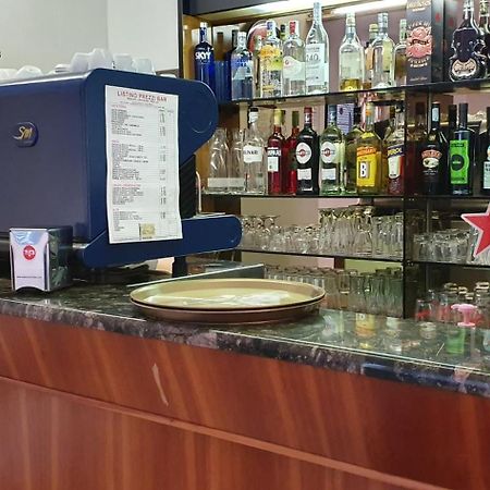 Hotel Eleonora Rimini Kültér fotó