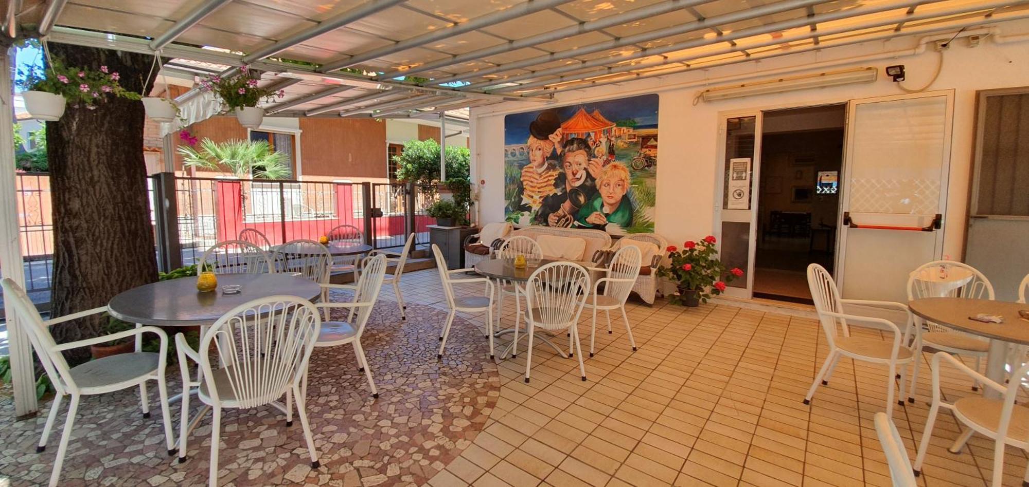 Hotel Eleonora Rimini Kültér fotó