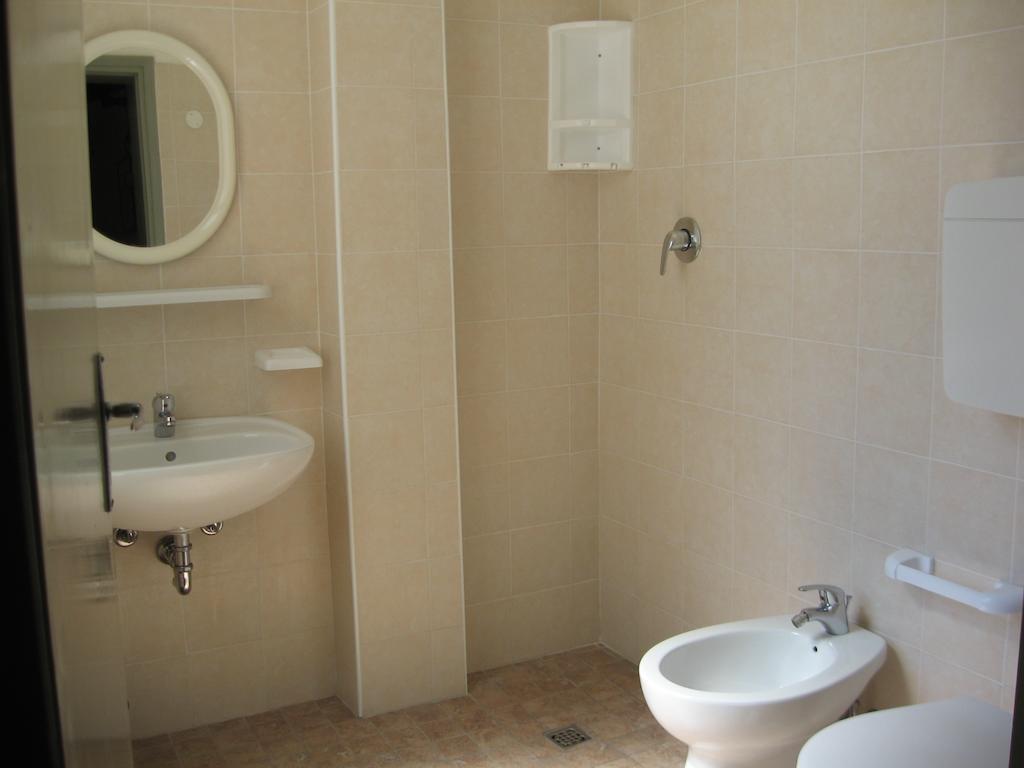 Hotel Eleonora Rimini Szoba fotó
